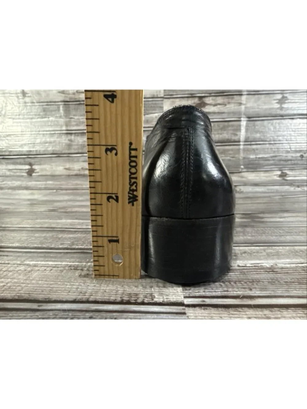 N. Tuczek tuczek cap
